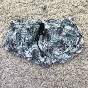 Lightweight rip curl shorts